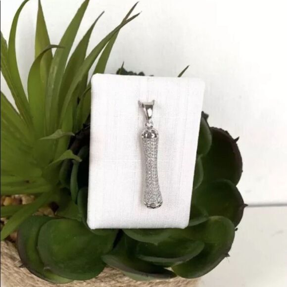 Breuning Nordstrom Crystal Oblong Pendant .925 Silver New - Picture 2 of 8